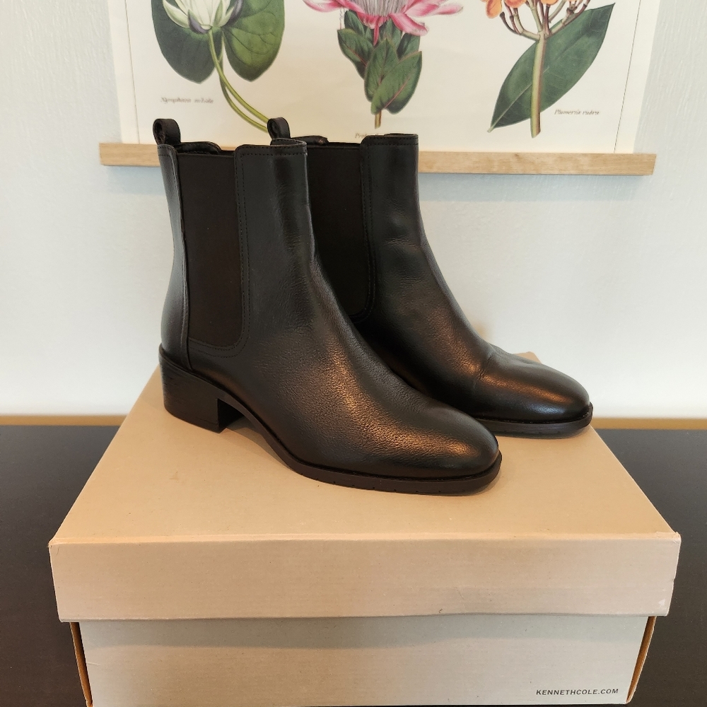 Kenneth Cole Black Ankle Boots (Salt Chelsea)